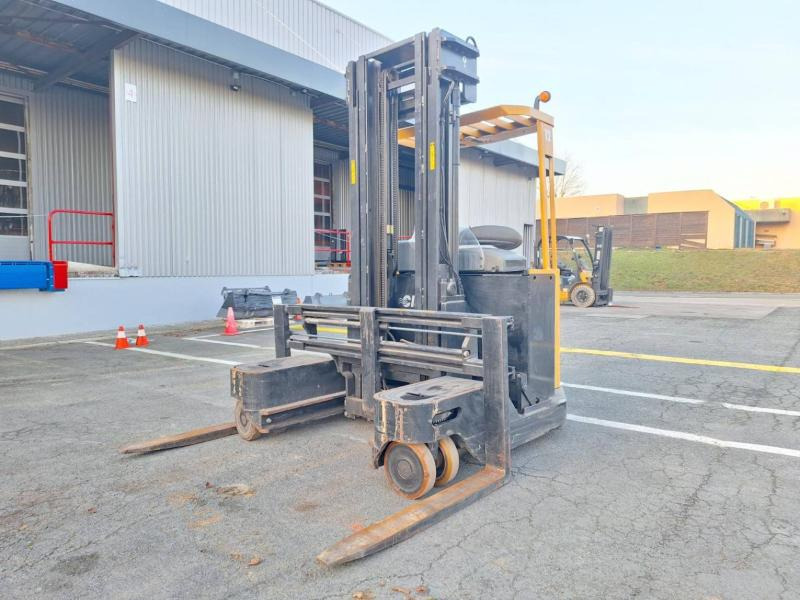 Caterpillar NRM20K - Vierwegstapler: das Bild 2 Caterpillar NRM20K - Vierwegstapler: das Bild 2