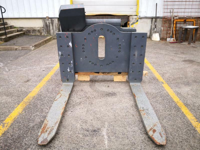 Combilift 360° - Gabel: das Bild 1 Combilift 360° - Gabel: das Bild 1