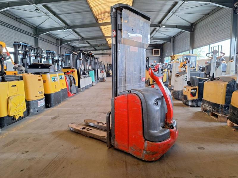 Fenwick L16 - Hochhubwagen: das Bild 5 Fenwick L16 - Hochhubwagen: das Bild 5