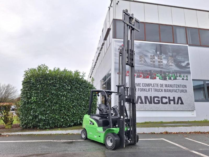 Hangcha XC35i - Elektrostapler: das Bild 4 Hangcha XC35i - Elektrostapler: das Bild 4