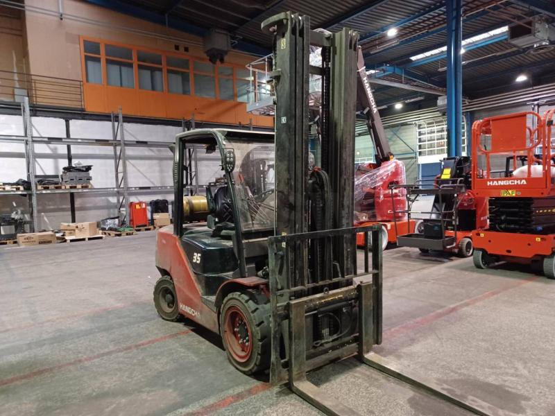 Hangcha XF35G - Treibgasstapler: das Bild 4 Hangcha XF35G - Treibgasstapler: das Bild 4