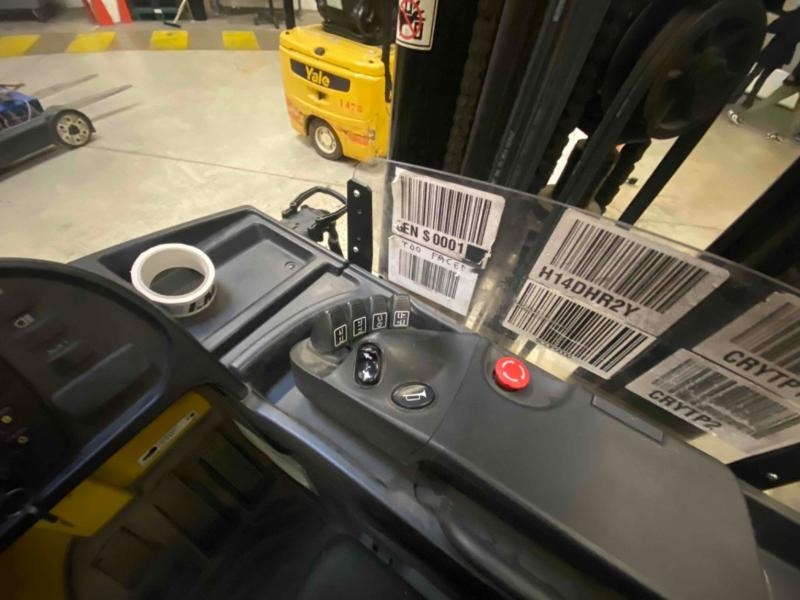 Yale MR14 - Schubmaststapler: das Bild 4 Yale MR14 - Schubmaststapler: das Bild 4