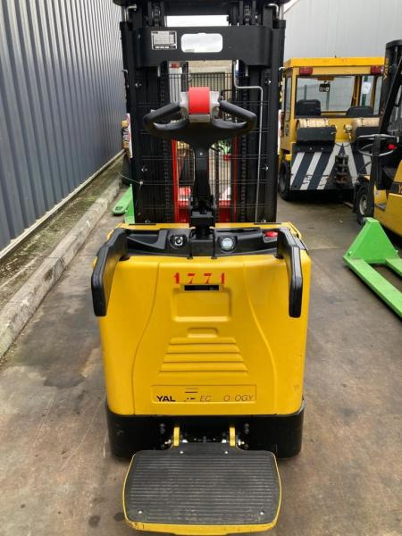 Yale MS12X - Hochhubwagen: das Bild 5 Yale MS12X - Hochhubwagen: das Bild 5