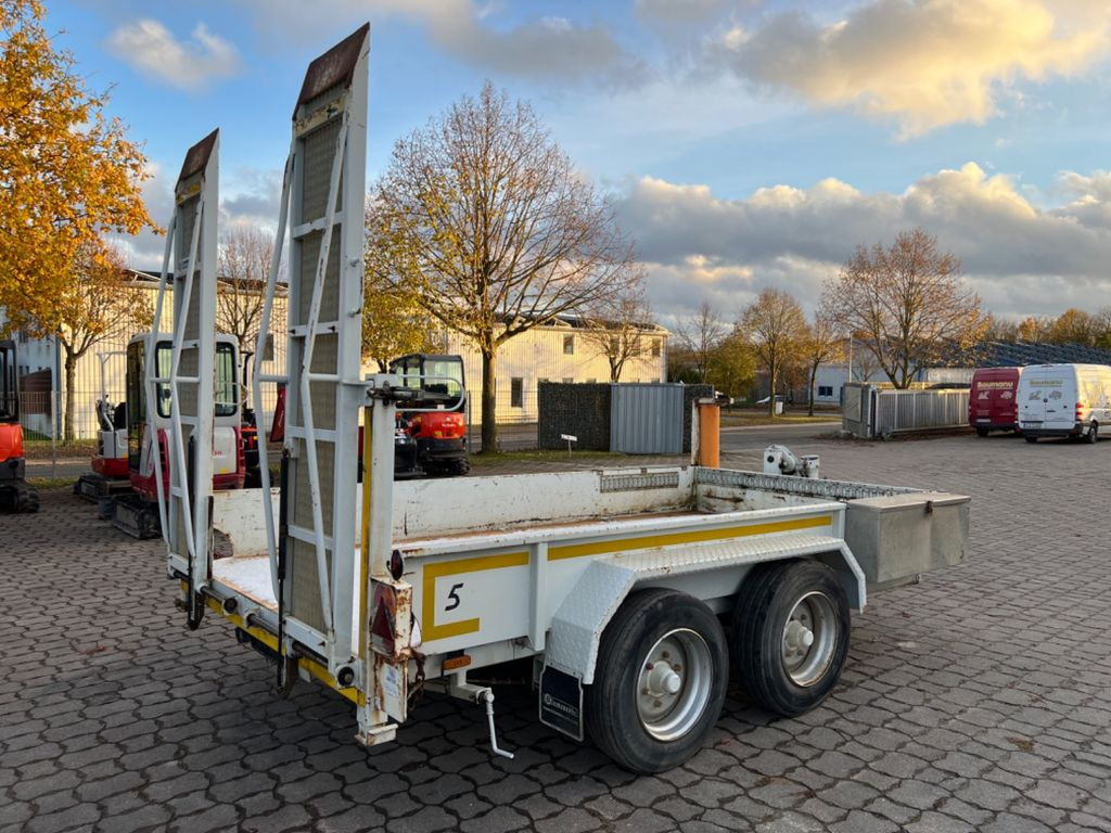 Blomenröhr 552/6900 Tieflader, Rampen, 6,9 to. zGG, TÜV neu - Tieflader Anhänger: das Bild 4 Blomenröhr 552/6900 Tieflader, Rampen, 6,9 to. zGG, TÜV neu - Tieflader Anhänger: das Bild 4
