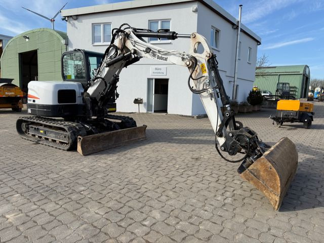 Bobcat E 85, BJ 21/22, 580 BH, hydr. VA, MS08, GLV Bobcat E 85, BJ 21/22, 820 BH, hydr. VA, MS08, GLV - Minibagger: das Bild 3 Bobcat E 85, BJ 21/22, 580 BH, hydr. VA, MS08, GLV Bobcat E 85, BJ 21/22, 820 BH, hydr. VA, MS08, GLV - Minibagger: das Bild 3