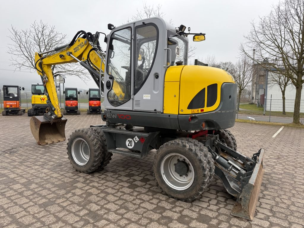 Wacker EW 100, Bj 20, 2050 BH, VA, HS08, TL - Mobilbagger: das Bild 2 Wacker EW 100, Bj 20, 2050 BH, VA, HS08, TL - Mobilbagger: das Bild 2