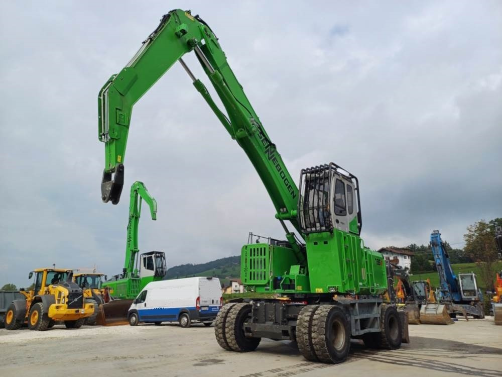 Sennebogen 735E - Umschlagbagger: das Bild 4 Sennebogen 735E - Umschlagbagger: das Bild 4