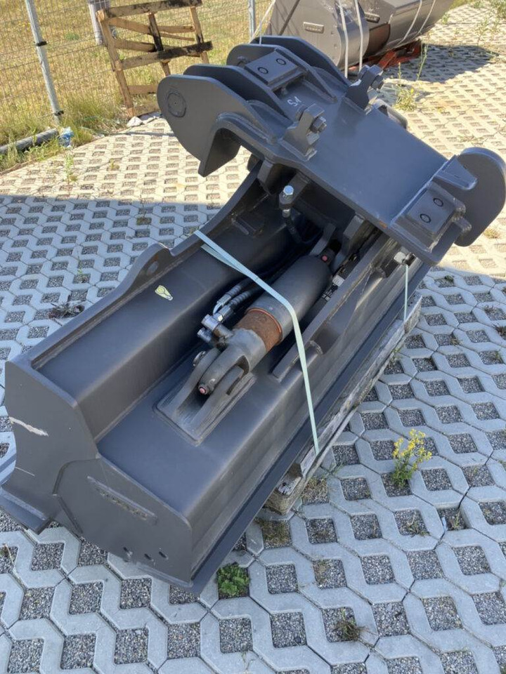 Volvo Böschungslöffel hydr. S1 - Baggerlader: das Bild 3 Volvo Böschungslöffel hydr. S1 - Baggerlader: das Bild 3