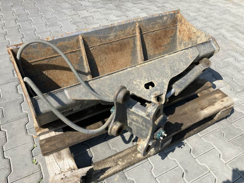 Volvo Böschungslöffel schwenkbar - Baggerlader: das Bild 2 Volvo Böschungslöffel schwenkbar - Baggerlader: das Bild 2