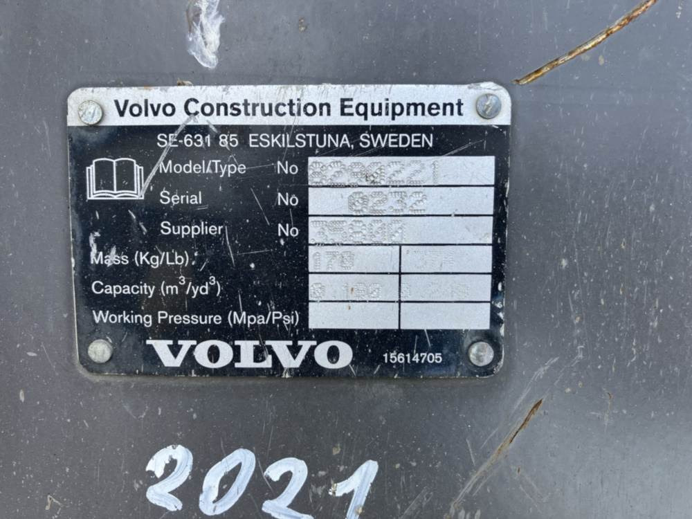 Volvo Böschungslöffel starr - Baggerlader: das Bild 4 Volvo Böschungslöffel starr - Baggerlader: das Bild 4