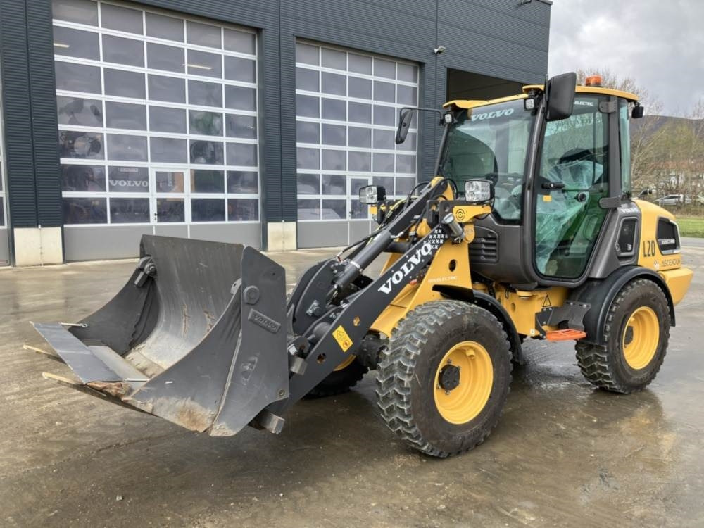 Volvo JL20H Electric - Kompaktlader: das Bild 4 Volvo JL20H Electric - Kompaktlader: das Bild 4