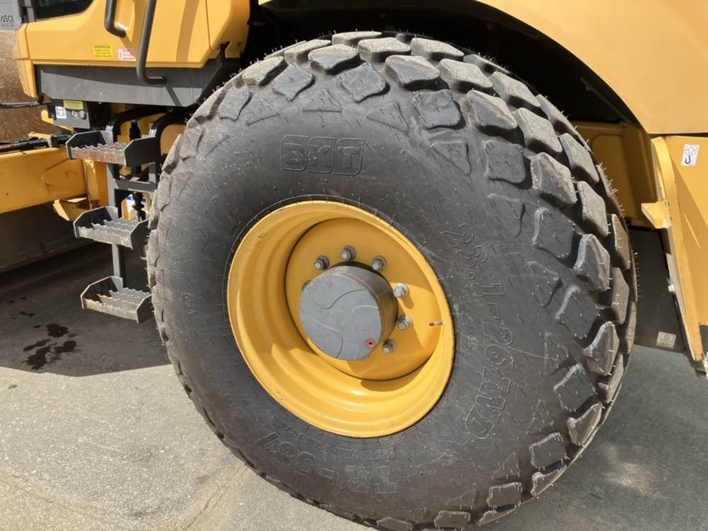 Walzenzug Volvo SD135B: das Bild 9