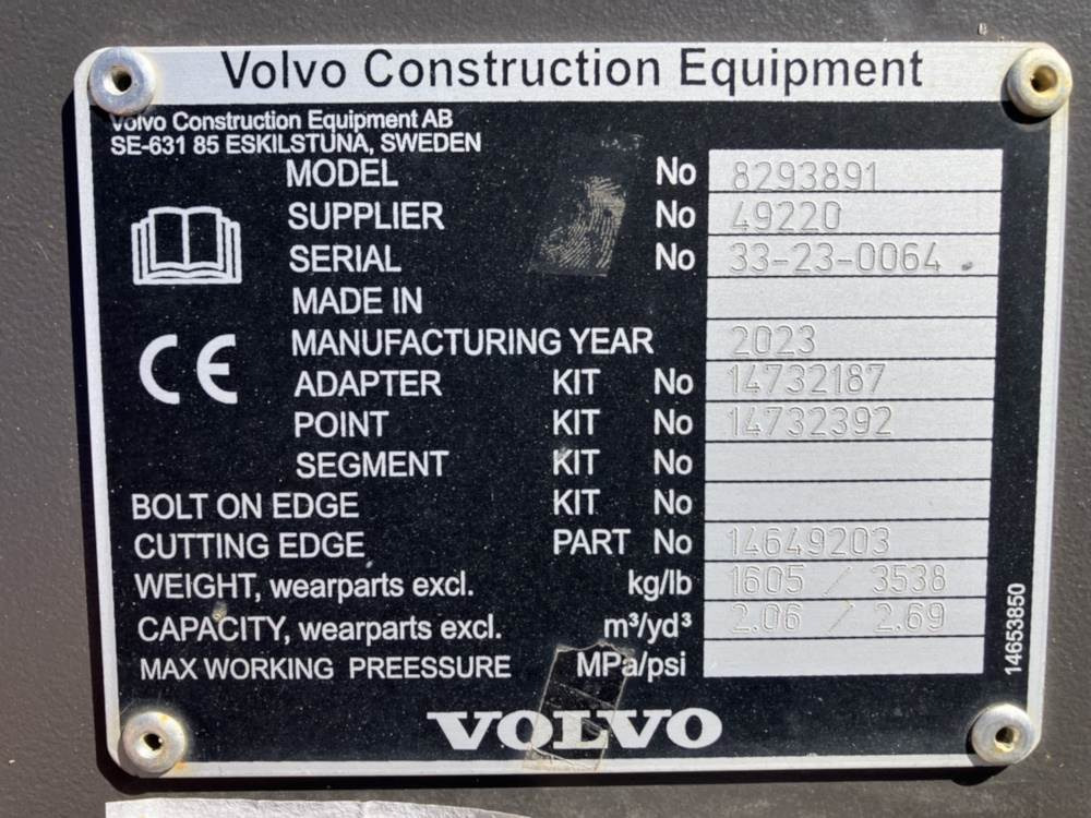 Volvo Tieflöffel mit Zähne S2 - Baggerlader: das Bild 4 Volvo Tieflöffel mit Zähne S2 - Baggerlader: das Bild 4