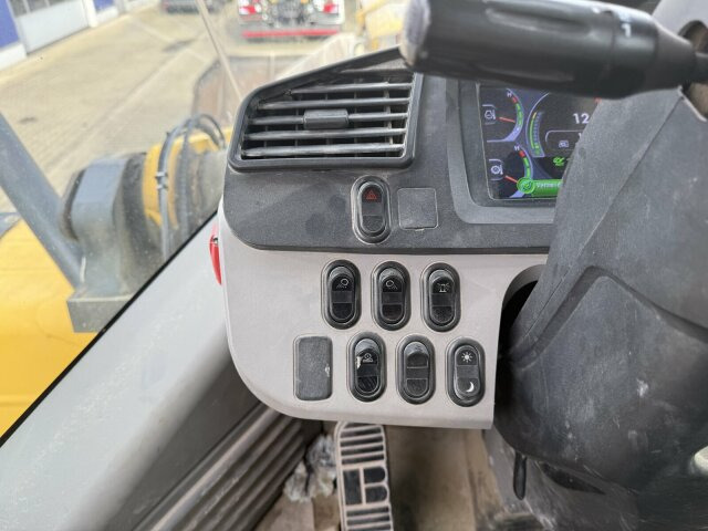 Komatsu WA 470-7 Radlader 24 Ton Schaufel 4.5 m³ *Waage - Radlader: das Bild 4 Komatsu WA 470-7 Radlader 24 Ton Schaufel 4.5 m³ *Waage - Radlader: das Bild 4