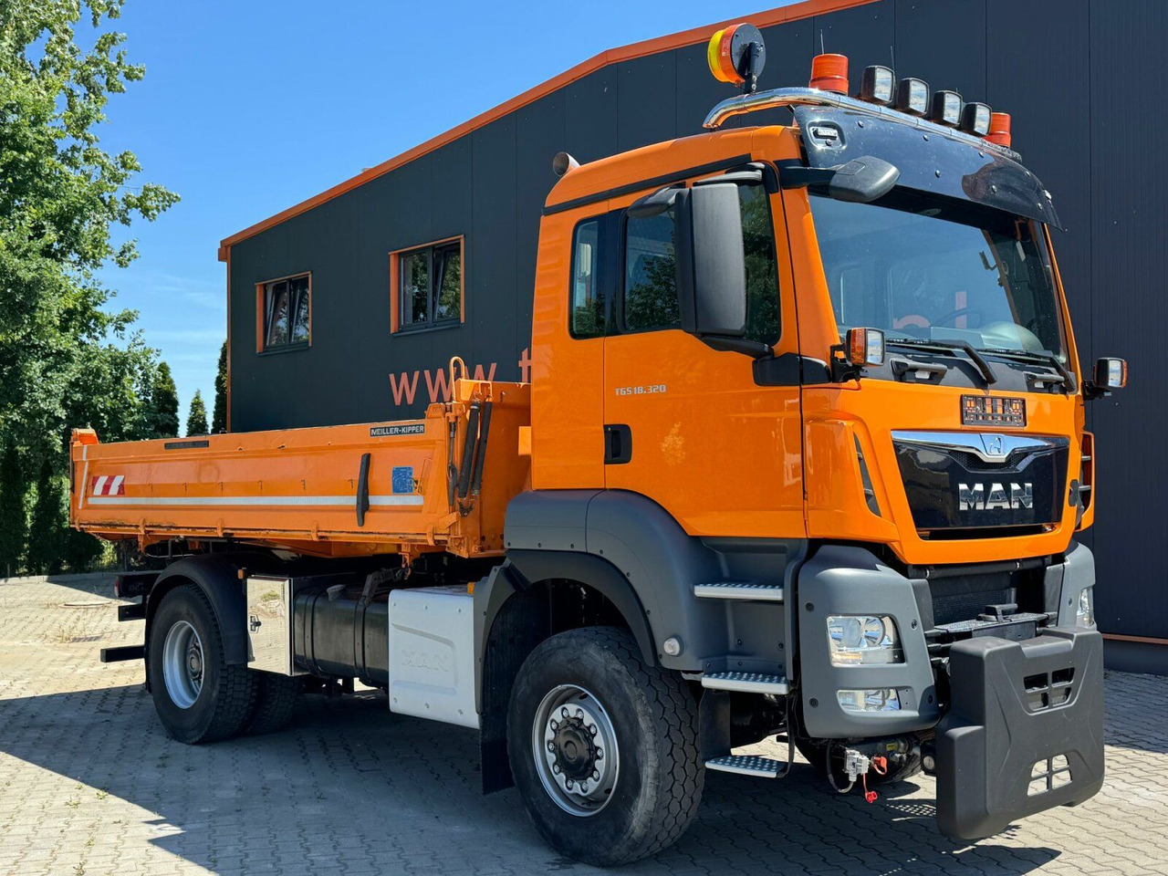 MAN TGS 18.320 4x4 BL Euro 6 Kipper + Winterdienst - Kipper: das Bild 1 MAN TGS 18.320 4x4 BL Euro 6 Kipper + Winterdienst - Kipper: das Bild 1