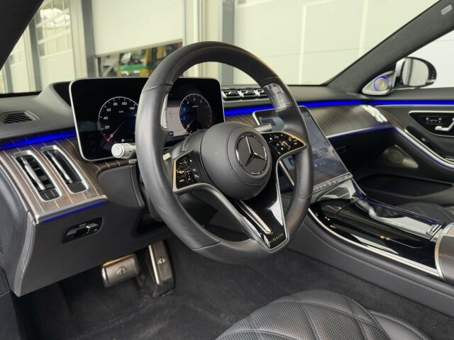 Maybach Mercedes Benz S680 Maybach V12 High-End -Paket - Limousine: das Bild 5 Maybach Mercedes Benz S680 Maybach V12 High-End -Paket - Limousine: das Bild 5