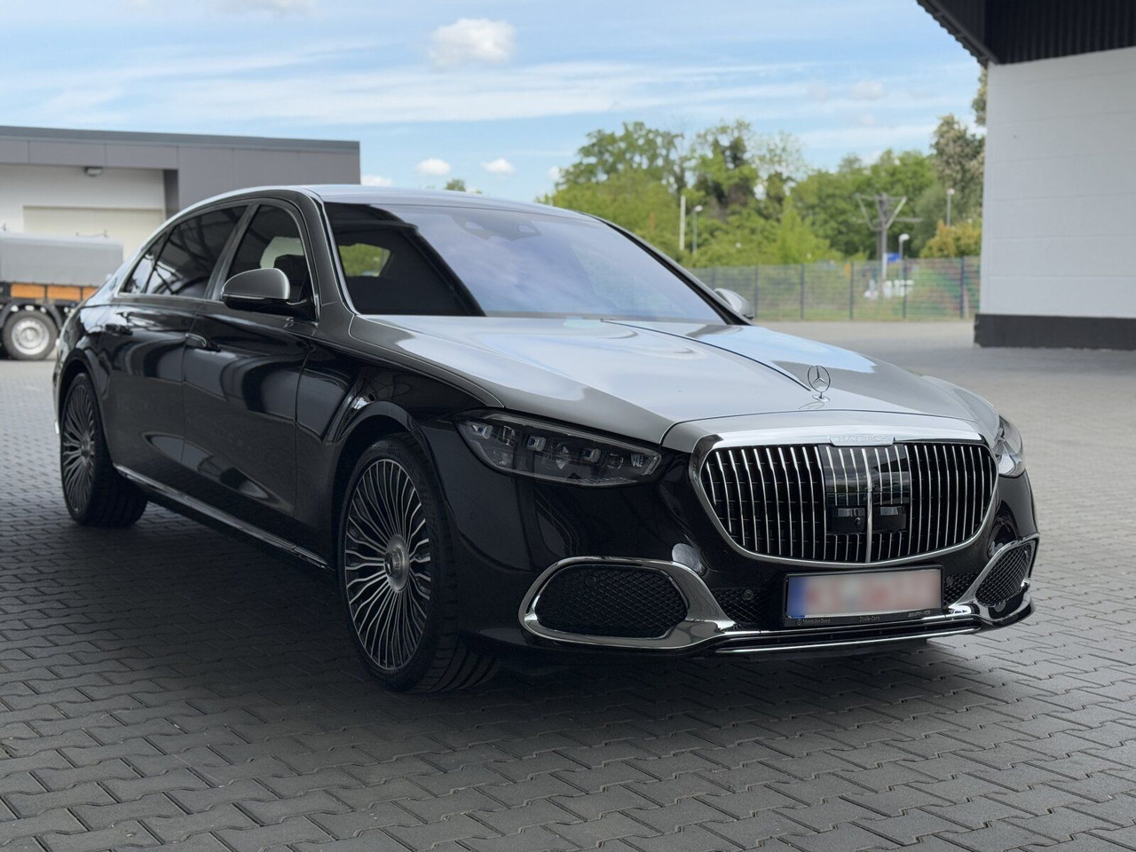 Maybach Mercedes Benz S680 Maybach V12 High-End -Paket - Limousine: das Bild 1 Maybach Mercedes Benz S680 Maybach V12 High-End -Paket - Limousine: das Bild 1