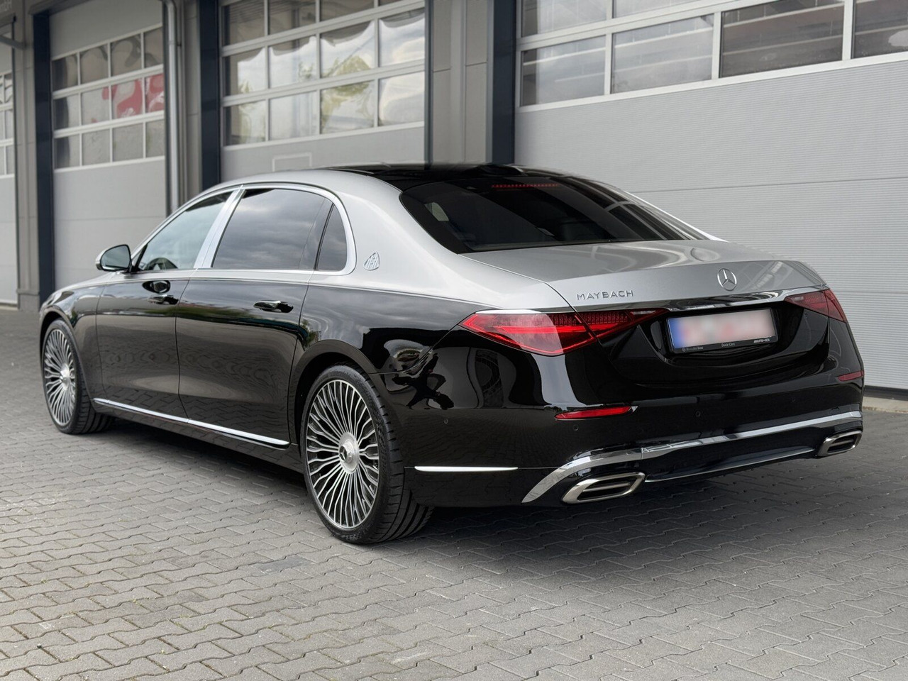 Maybach Mercedes Benz S680 Maybach V12 High-End -Paket - Limousine: das Bild 5 Maybach Mercedes Benz S680 Maybach V12 High-End -Paket - Limousine: das Bild 5