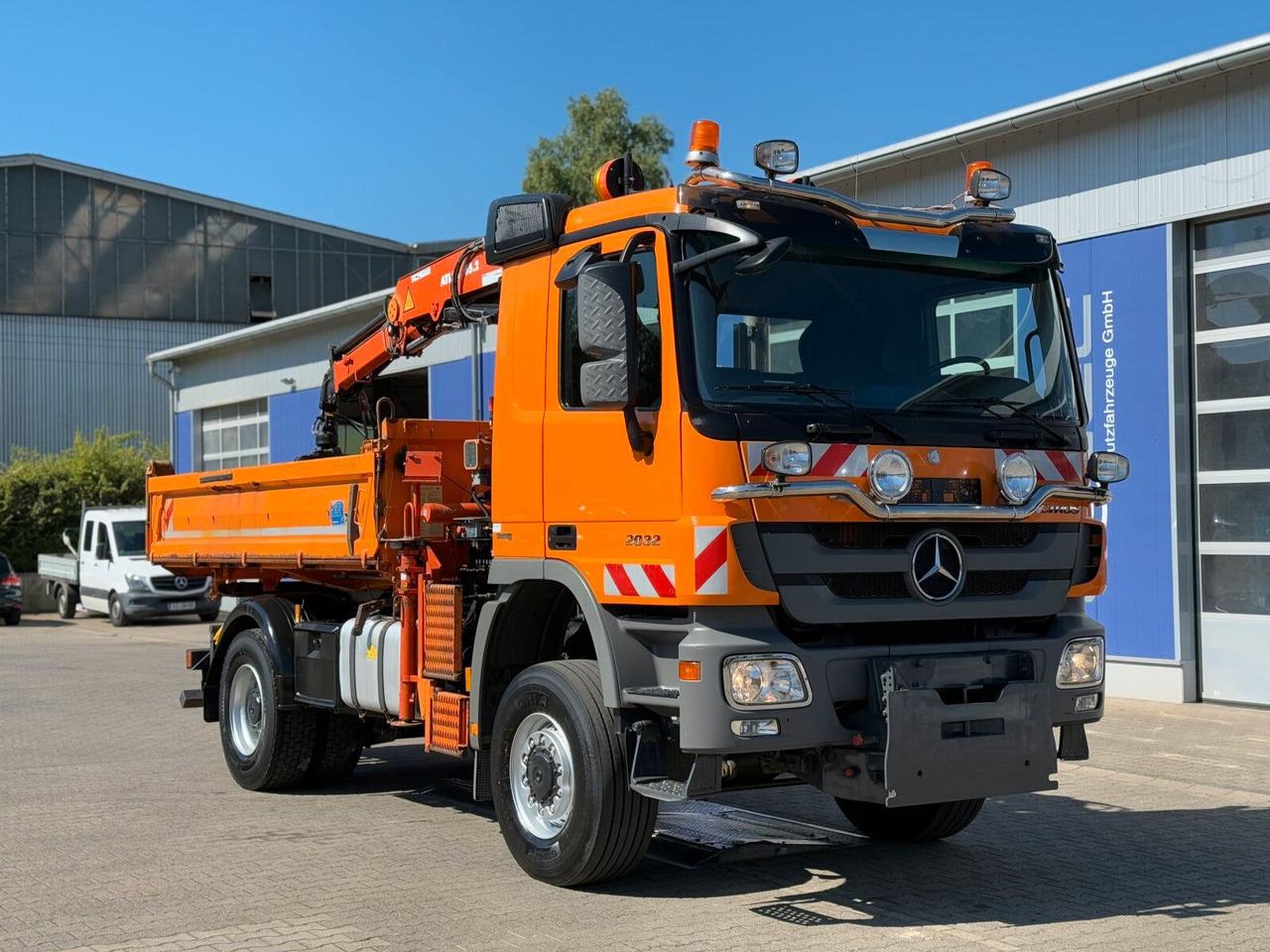 Mercedes-Benz ACTROS 2044 4x4 Kipper Kran ATLAS 65.2 A2L - Autokran: das Bild 1 Mercedes-Benz ACTROS 2044 4x4 Kipper Kran ATLAS 65.2 A2L - Autokran: das Bild 1