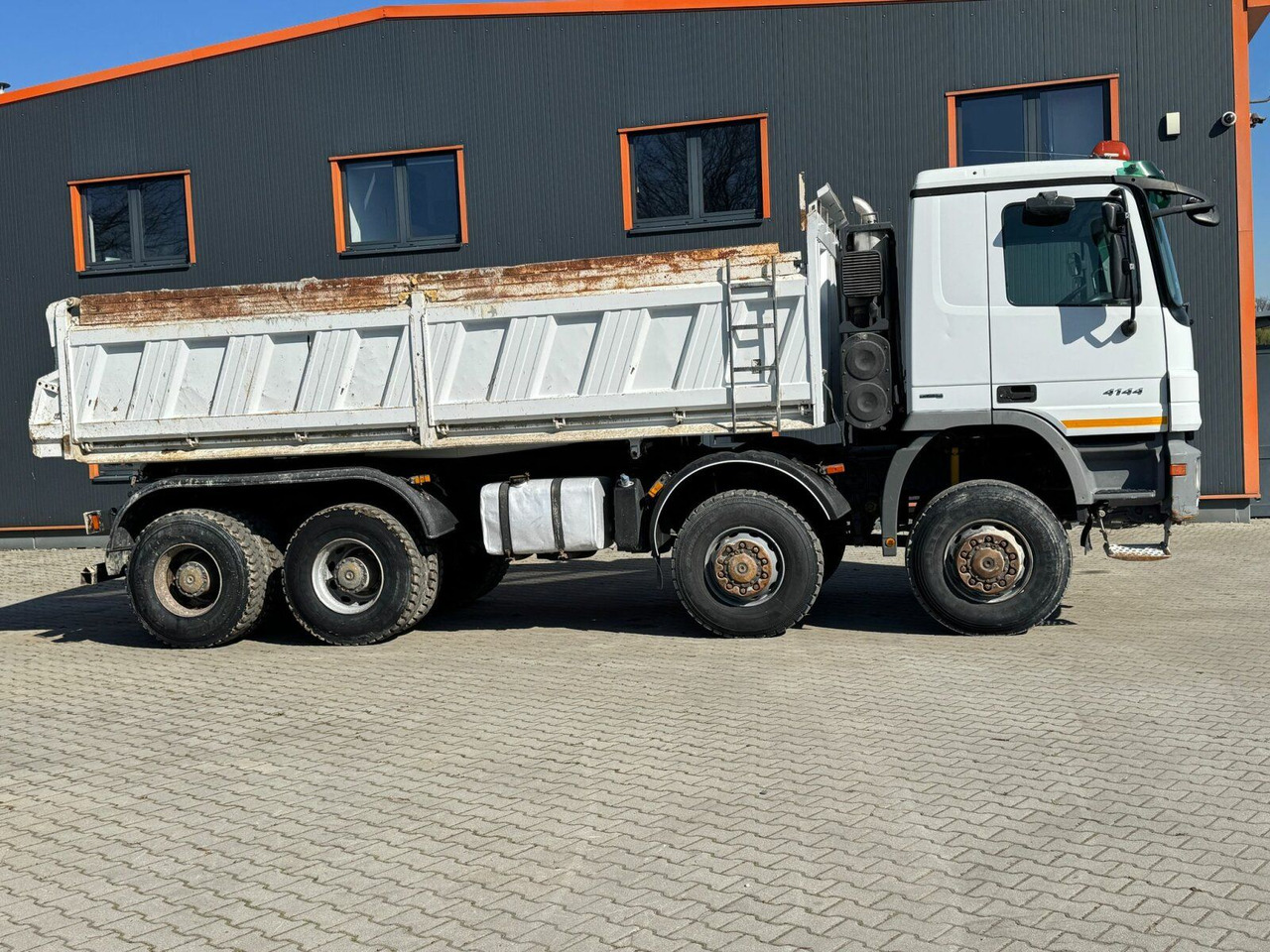 Mercedes-Benz ACTROS 4144 8x8 EURO4 DSK Meiller - Kipper: das Bild 3 Mercedes-Benz ACTROS 4144 8x8 EURO4 DSK Meiller - Kipper: das Bild 3