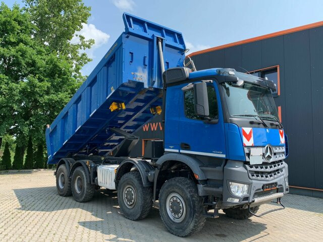 Mercedes-Benz AROCS 4145 8x8 EURO6 Muldenkipper – Leasing Mercedes-Benz AROCS 4145 8x8 EURO6 Muldenkipper: das Bild 8