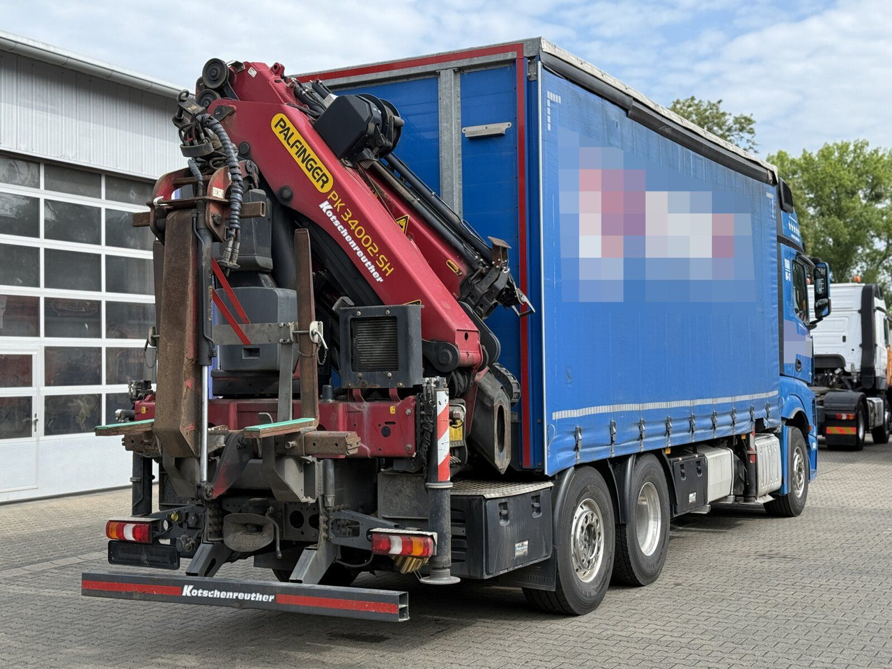 Mercedes-Benz Actros 6x2 Pritsche Kran Palfinger PK34002 + JIB - Autokran: das Bild 3 Mercedes-Benz Actros 6x2 Pritsche Kran Palfinger PK34002 + JIB - Autokran: das Bild 3