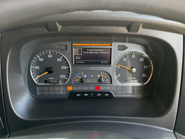Mercedes-Benz Atego 1324 4x2 Kehrmaschine Viajet 6R/L - Kehrmaschine: das Bild 4 Mercedes-Benz Atego 1324 4x2 Kehrmaschine Viajet 6R/L - Kehrmaschine: das Bild 4