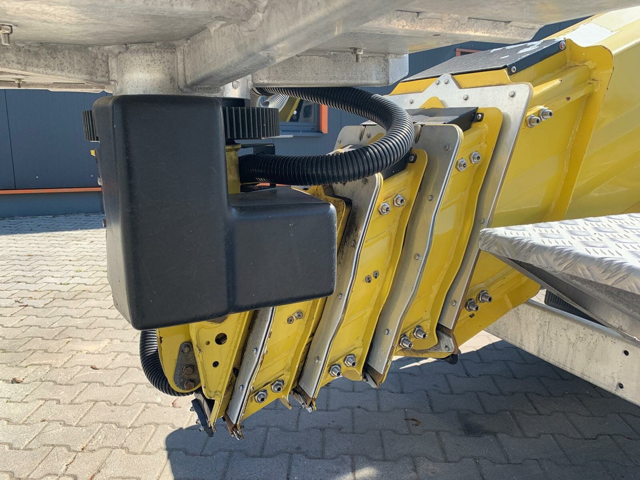 LKW mit Arbeitsbühne Nissan Cabstar 4x2 Ruthmann Steiger TB 270: das Bild 9