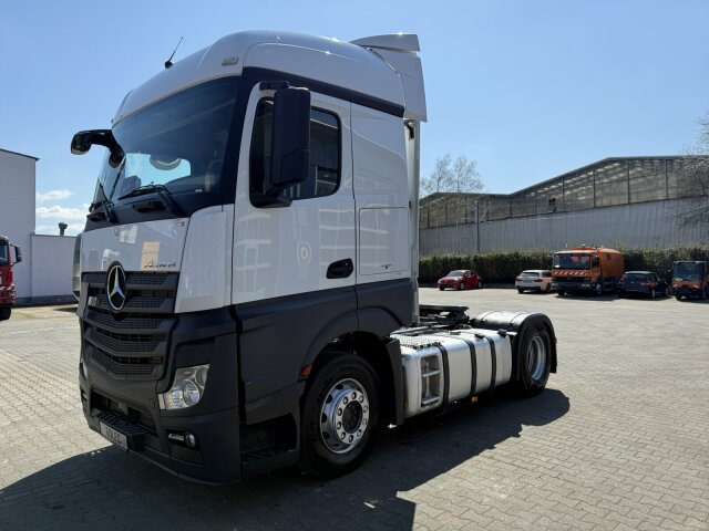 Sattelzugmaschine Mercedes-Benz Actros 1845 LS SZM 4x2 Kipphydraulik Retarder: das Bild 12 Sattelzugmaschine Mercedes-Benz Actros 1845 LS SZM 4x2 Kipphydraulik Retarder: das Bild 12