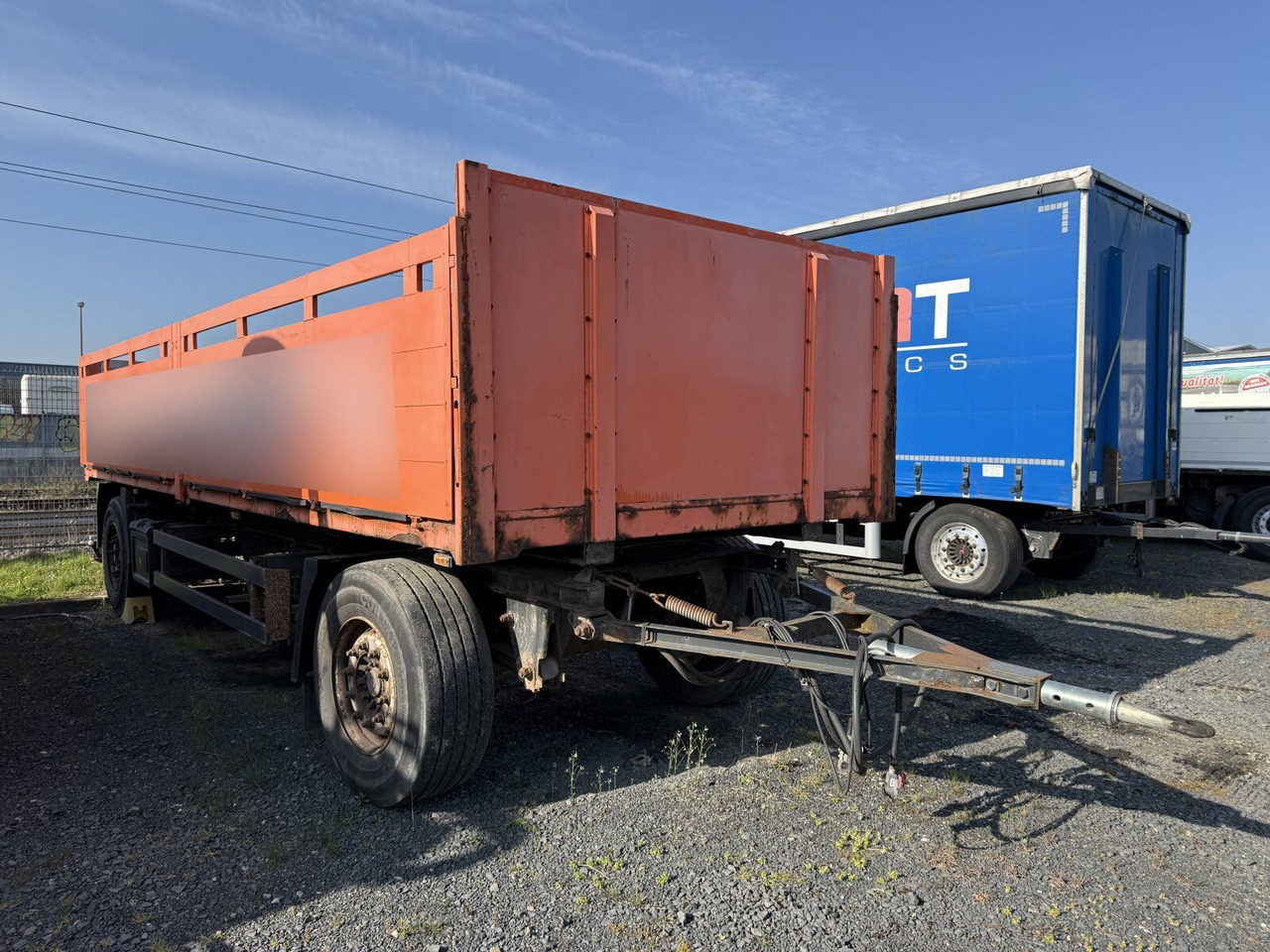 Schmitz Cargobull Gotha AFG 18 Baustoffanhänger 2 Achse - Pritschenanhänger/ Plattformanhänger: das Bild 1 Schmitz Cargobull Gotha AFG 18 Baustoffanhänger 2 Achse - Pritschenanhänger/ Plattformanhänger: das Bild 1