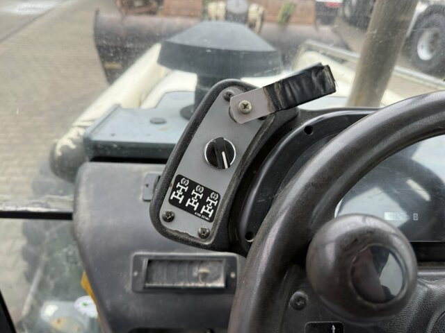 Terex 860 SX Baggerlader Baujahr 2013 - Baggerlader: das Bild 3 Terex 860 SX Baggerlader Baujahr 2013 - Baggerlader: das Bild 3