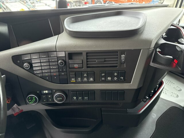 Volvo FH 510 8x4 Holztransporter Kran PENZ *Anhänger – Leasing Volvo FH 510 8x4 Holztransporter Kran PENZ *Anhänger: das Bild 6 Volvo FH 510 8x4 Holztransporter Kran PENZ *Anhänger – Leasing Volvo FH 510 8x4 Holztransporter Kran PENZ *Anhänger: das Bild 6