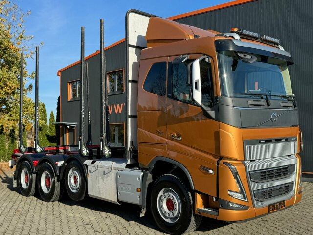 Volvo FH16 750 8X4 Holztransport Alukar TOP! - Holztransporter: das Bild 1 Volvo FH16 750 8X4 Holztransport Alukar TOP! - Holztransporter: das Bild 1