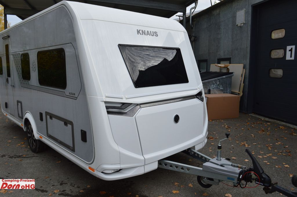 Knaus Azur 460 EU Knaus Azur 460 EU Leichter Hagel Bugfront - Wohnwagen: das Bild 3 Knaus Azur 460 EU Knaus Azur 460 EU Leichter Hagel Bugfront - Wohnwagen: das Bild 3