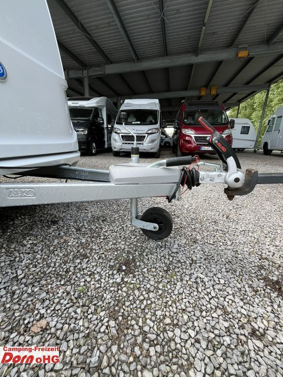 Knaus Deseo 400 TR Auflastung 2000kg Knaus Deseo 400 TR Auflastung 2000kg - Wohnwagen: das Bild 3 Knaus Deseo 400 TR Auflastung 2000kg Knaus Deseo 400 TR Auflastung 2000kg - Wohnwagen: das Bild 3