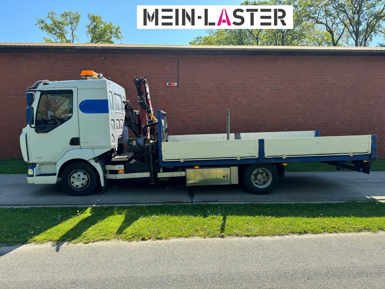 Renault Midlum 220 HMF 683 K4 15m-400 Kg Funk Seilwinde - Autokran: das Bild 5 Renault Midlum 220 HMF 683 K4 15m-400 Kg Funk Seilwinde - Autokran: das Bild 5