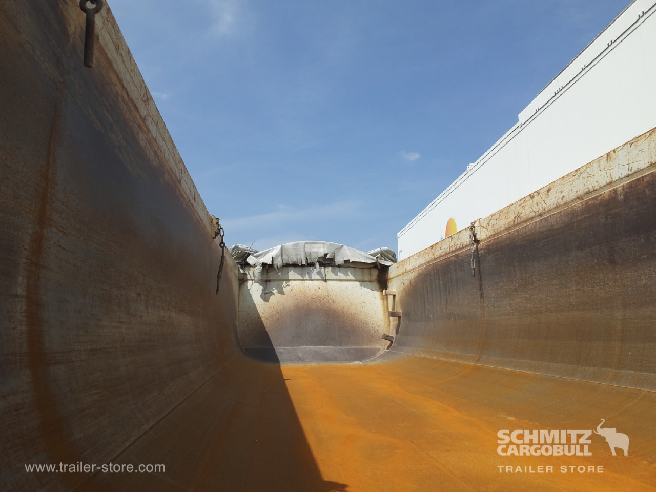 SCHMITZ Tipper Steel half pipe body 24m³ - Kipper Auflieger: das Bild 3 SCHMITZ Tipper Steel half pipe body 24m³ - Kipper Auflieger: das Bild 3