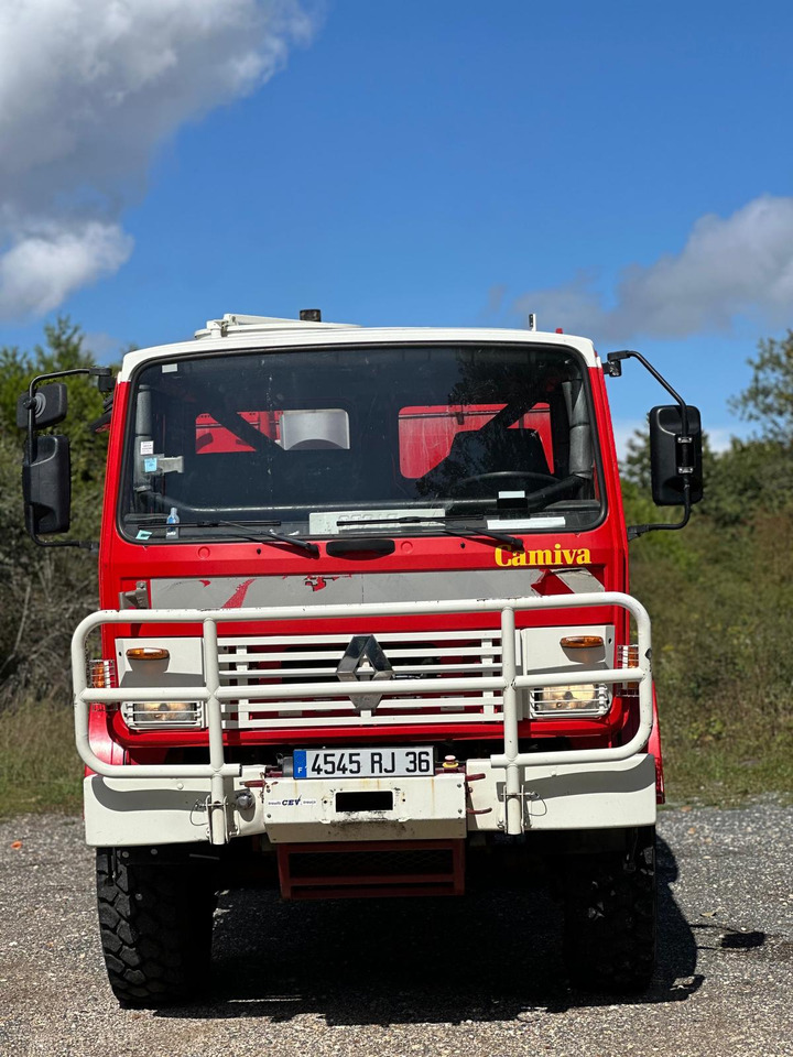 RENAULT M180 - Feuerwehrfahrzeug: das Bild 1 RENAULT M180 - Feuerwehrfahrzeug: das Bild 1