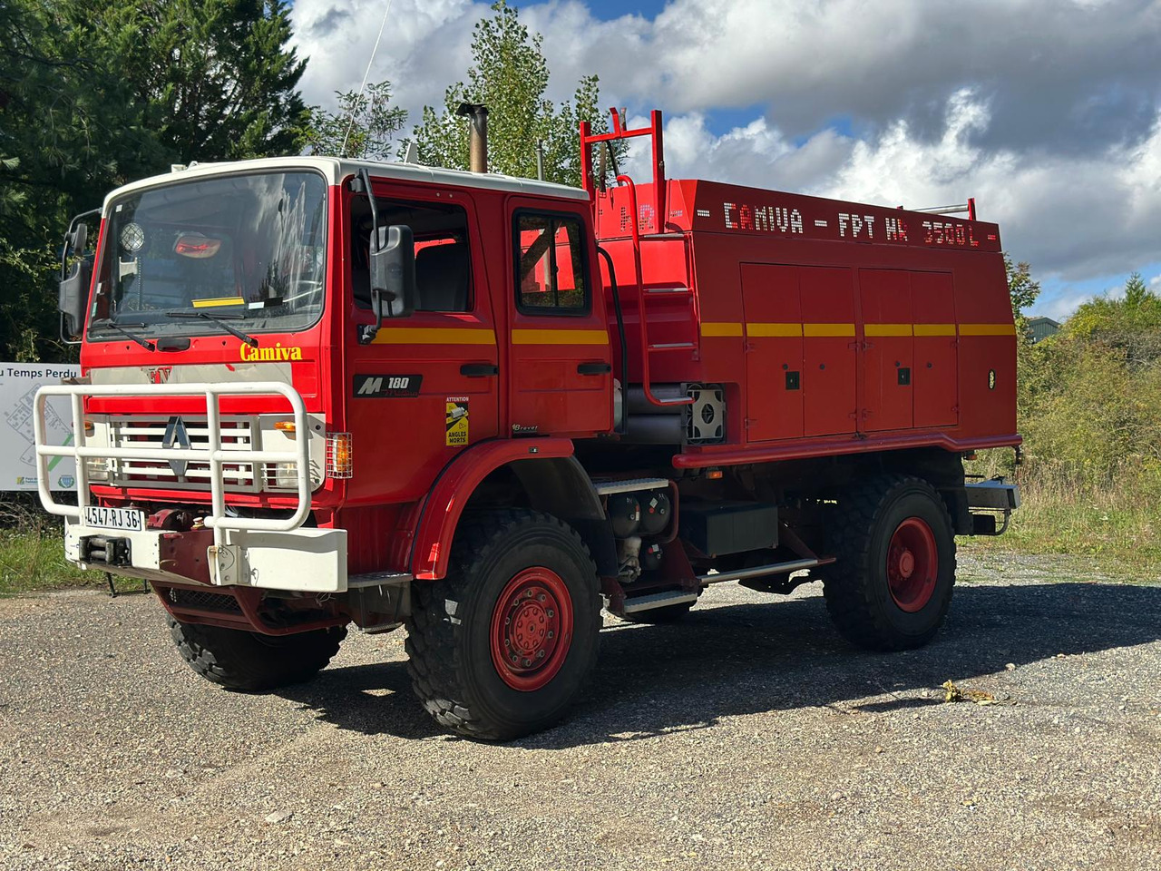 RENAULT M180 - Feuerwehrfahrzeug: das Bild 3 RENAULT M180 - Feuerwehrfahrzeug: das Bild 3