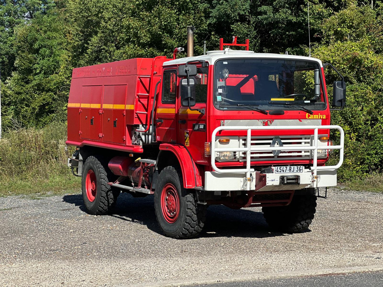 RENAULT M180 - Feuerwehrfahrzeug: das Bild 2 RENAULT M180 - Feuerwehrfahrzeug: das Bild 2