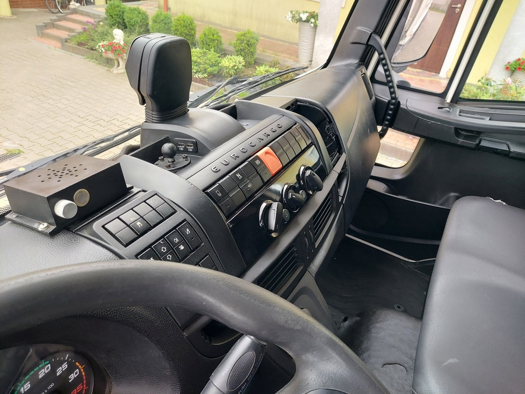 Müllwagen IVECO Eurocargo: das Bild 37