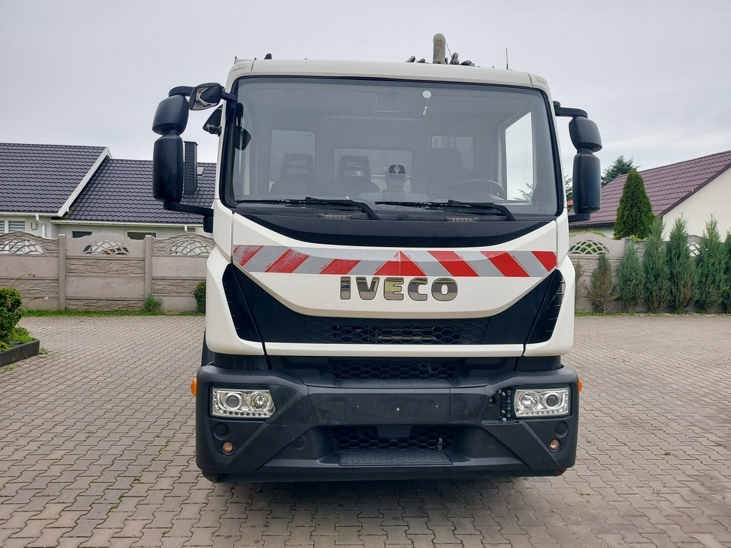 Müllwagen IVECO Eurocargo: das Bild 18