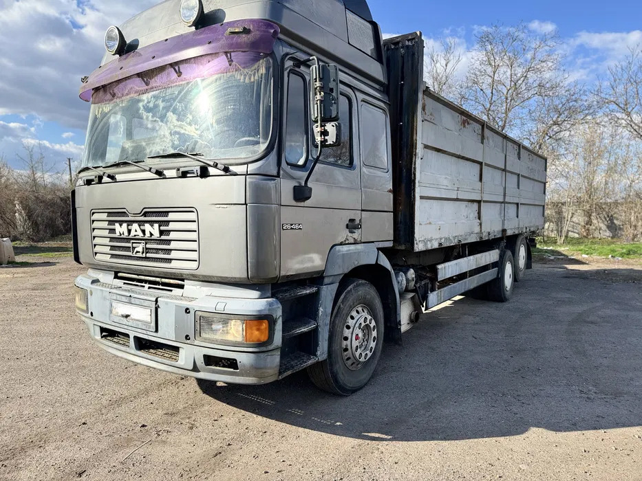 MAN 26.464 - Pritsche LKW: das Bild 2 MAN 26.464 - Pritsche LKW: das Bild 2
