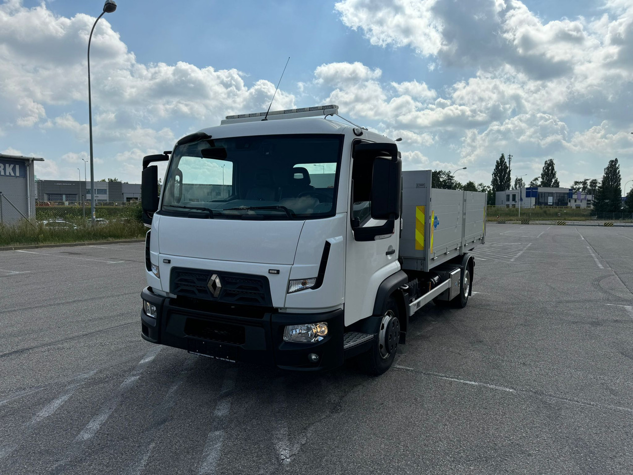 RENAULT D7,5 - Abrollkipper: das Bild 2 RENAULT D7,5 - Abrollkipper: das Bild 2