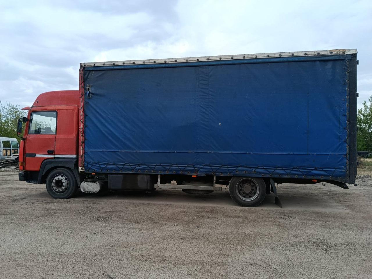 RENAULT Major 340 - Plane LKW: das Bild 2 RENAULT Major 340 - Plane LKW: das Bild 2