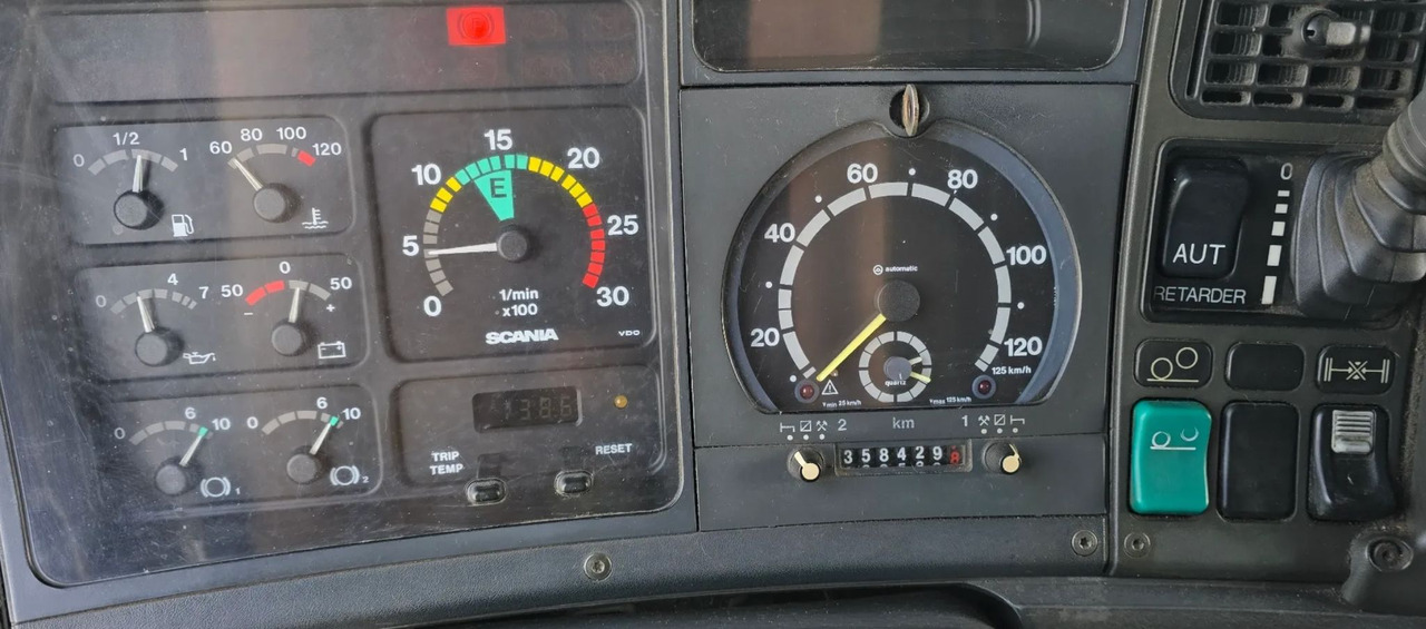 Pritsche LKW, Autokran SCANIA 144.460: das Bild 8