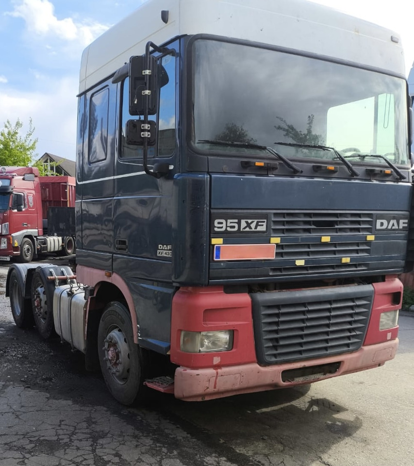 DAF 95.430 - Sattelzugmaschine: das Bild 1 DAF 95.430 - Sattelzugmaschine: das Bild 1