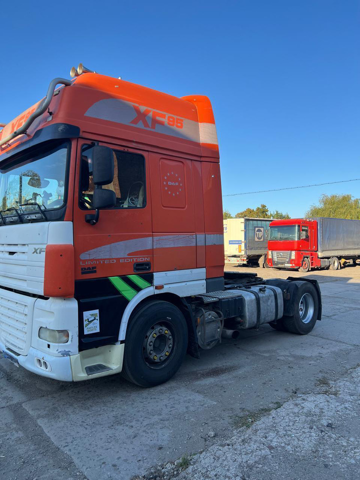 DAF XF95.430 ID1656S - Sattelzugmaschine: das Bild 3 DAF XF95.430 ID1656S - Sattelzugmaschine: das Bild 3