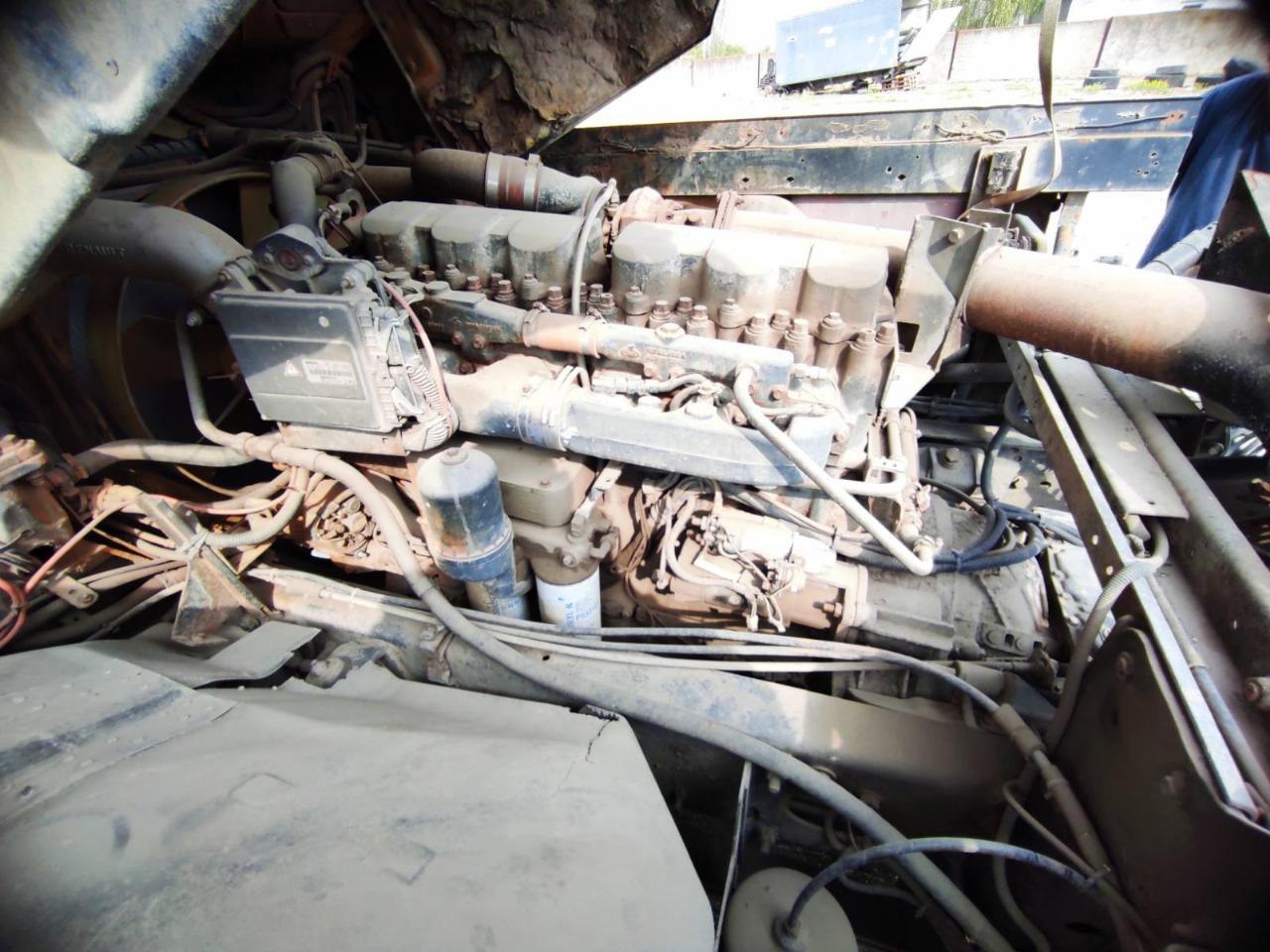 Sattelzugmaschine RENAULT Magnum 440 ID1515S: das Bild 26