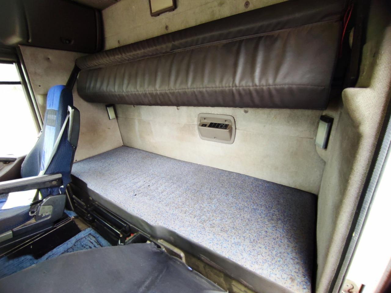 Sattelzugmaschine RENAULT Magnum 440 ID1515S: das Bild 22